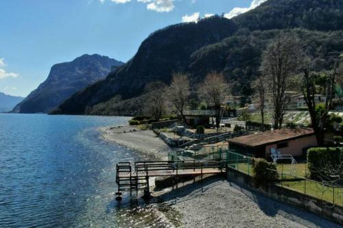 Oliveto Lario Apartment | Como Lakeside Cottage: Pet-Friendly Retreat with Lake Access