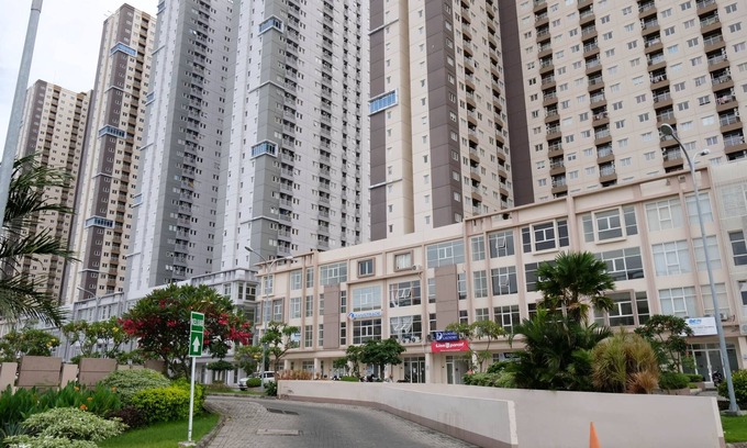 Surabaya Apartment | Cozy Studio at Puncak Dharmahusada with Pool & Kitchen