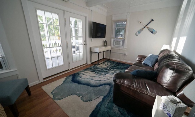 Durhamville Condo | Exceptional Stay at The Compass Rose - Oneida Lake House