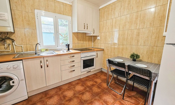 Bubal Apartment | Pet-Friendly Retreat at Complejo Bubal Formigal 3000