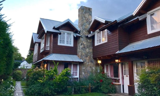 Lanin National Park Apartment | Family-Friendly Escape at Complejo Ciprés Hotel