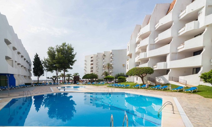 Alcossebre Apartment | Relax at Complejo Eurhostal with Ocean Views & Spa Access