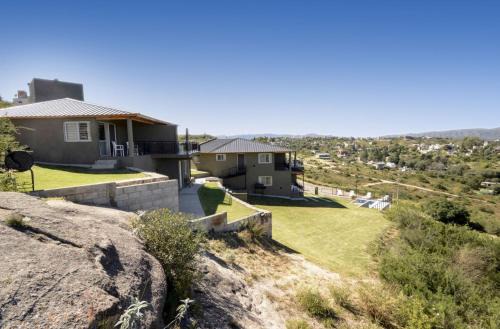 Yocsina Cabin | Inviting Complejo Lamarca: Pool & Family-Friendly Retreat