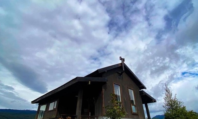 Lolog House | Family-Friendly Retreat at Complejo Mariteca Awaits You