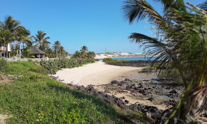 Barra de Tabatinga Apartment | Oceanfront Complex Ponta das Brilles Duplex with Pet Friendly Stay