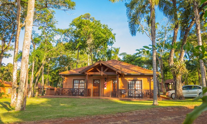 Zona Granja Hotel | Discover Complejo Turistico Americano: Family-Friendly Retreat