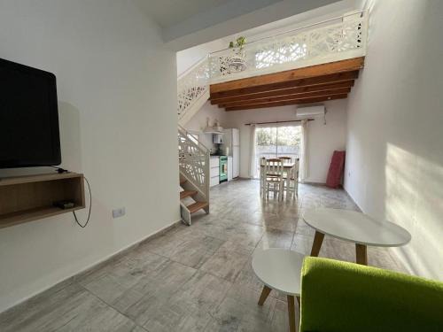 Villa Dolores Apartment | Budget-Friendly Complejo Union: Perfect for Families