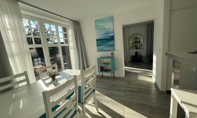 Werder Apartment | Perfect Getaway: Complete Apartment with Nature Recreation