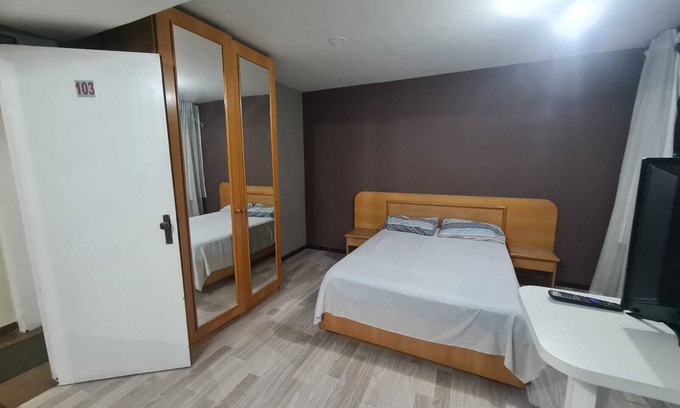 Matriz RV Rental | Central Apartment in Curitiba Near Shopping Mueller