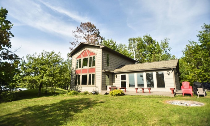 Duluth House | Beautifully Remodeled Lake Home with Pool & Great Views