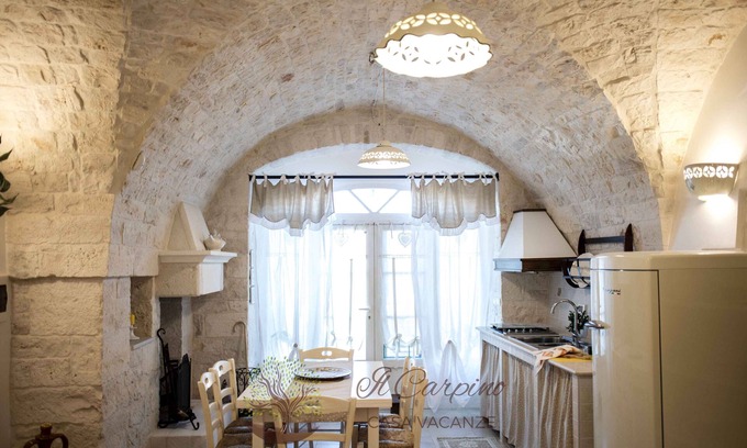 Martina Franca House | Trulli Retreat with Pool in Nature: Ideal Pagliaio Escape