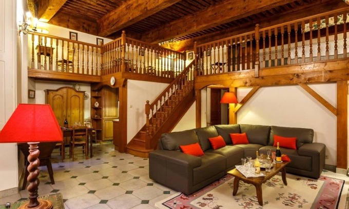 Chambery Apartment | Enjoy Lake Views at Comte DE Boigne - Chambery Hotel