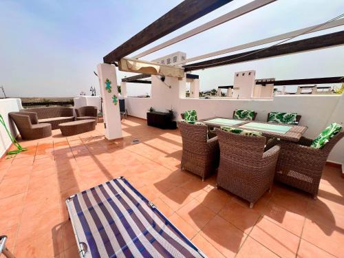 Alhama de Murcia Apartment | Family-Friendly Retreat at Condado de Alhama Jardines 13