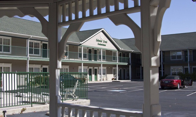 Pigeon Forge Condo | Prime Condo with Pool Access, 10/10 Guest Rated & Private WiFi