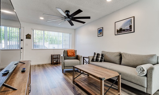 College Hill Apartment | 😍 Condo (#2) UO, Autzen Stadium, Amazon Park, Enjoy Eugene!