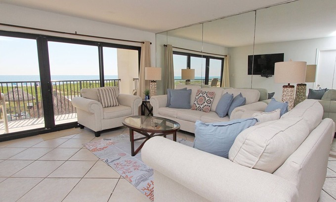 South Padre Island House | Oceanfront Condo 205: Guest Rated 9.8 with Stunning Views