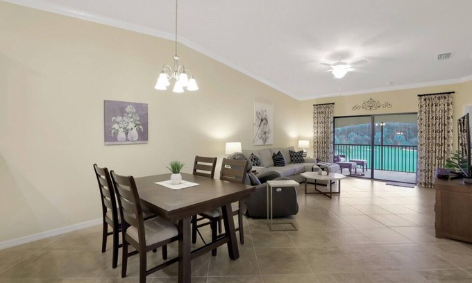 Naples Condo | Unforgettable Stay at Bonita National Golf with Exclusive Perks