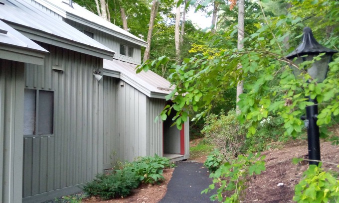 West Hartford Condo | Cozy Condo at Quechee Lakes Resort - Steps to Lake & Golf