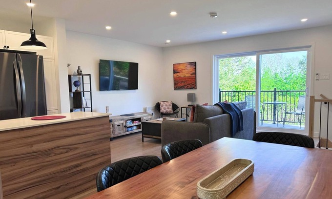 Saint-Faustin-Lac-Carre House | Beautiful Condo with Views Steps from the Slopes