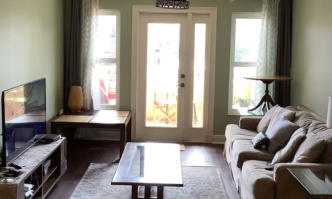 Downtown Dunedin Condo | Condo in the heart of Downtown Dunedin