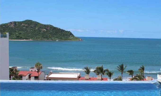 Zona Dorada Condo | Beach View Condo in Golden Zone with Pool & Spa Amenities