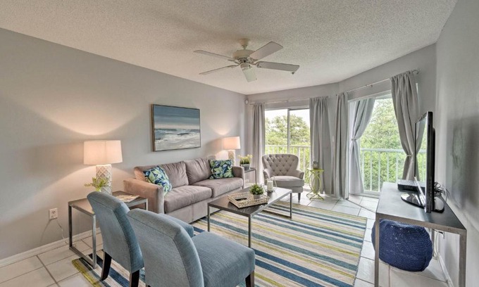 Holmes Beach Apartment | Family-Friendly Anna Maria Island Condo with Pool Access