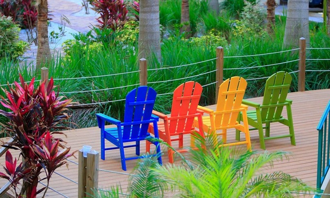 Treasure Island Condo | Condo with Pool: 2BR/2BA & Full Kitchen