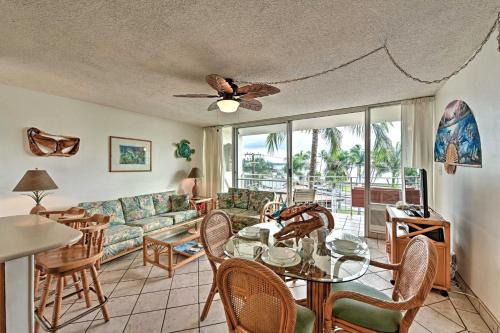 Kihei Apartment | Ocean View Condo with Private Lanai & On-Site Pool