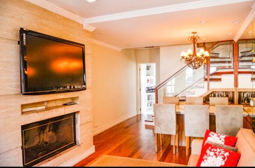 Vila Everest House | Family-Friendly Retreat Just 11 Minutes from Centrinho