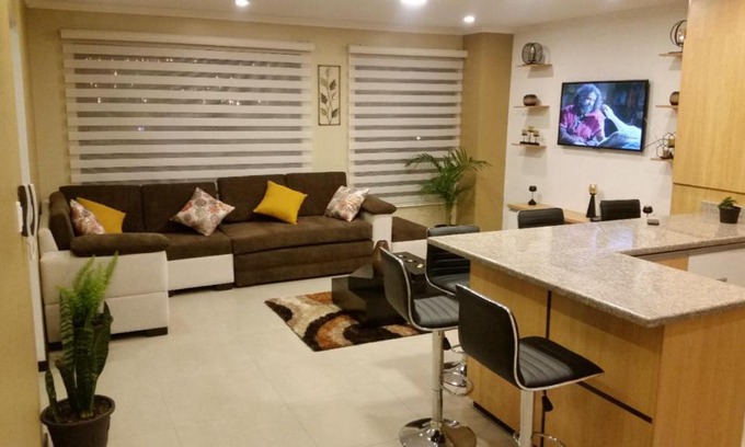 Canaribamba Apartment | Discover Condominio La Victoria: Family-Friendly Retreat