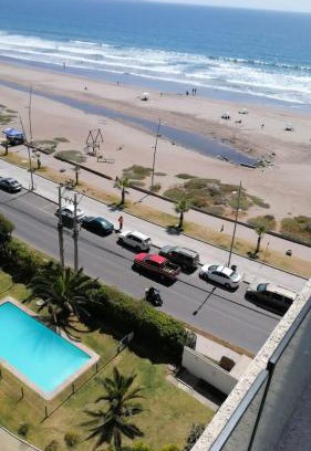 La Serena Apartment | Guest Rated 10/10 at Condominio Mirador El Faro