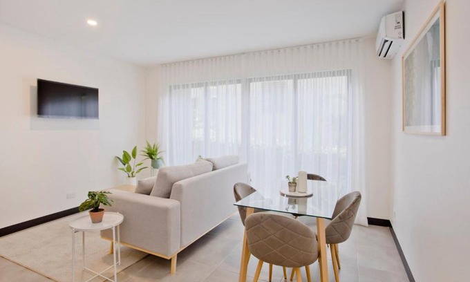 Alajuela Apartment | Condominio Novatriana