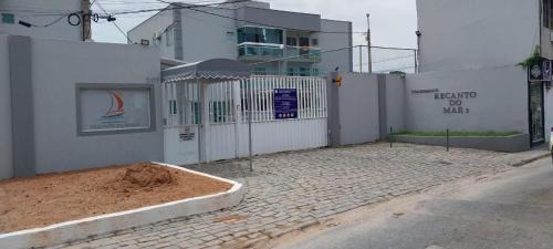 Rio das Ostras Apartment | Top-Rated Condominio Recanto do Mar II: Perfect for Families