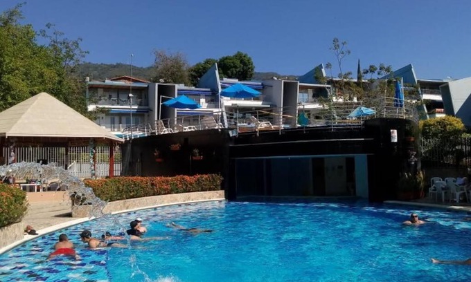Sopetran Apartment | Pet-Friendly Retreat at Condominio Terrazas del Sol