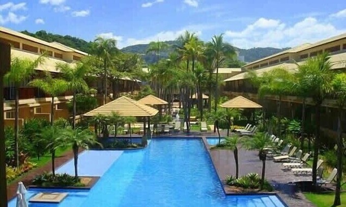 Enseada Apartment | Beachfront Retreat in Guarujá SP - Rated 9.6/10!