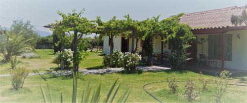 Melipilla House | Reconnect with Nature at Our Pet-Friendly Retreat