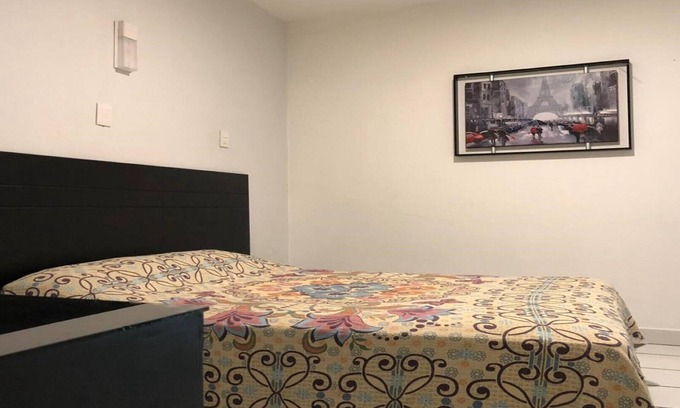 Tepatitlan de Morelos Hotel | Convenient Stay with Kitchen, 5 Minutes from Bus Terminal