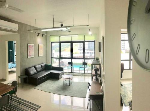 Putrajaya Apartment | Relax at Conezion IOI Putrajaya: 3-Bedroom City View Suite