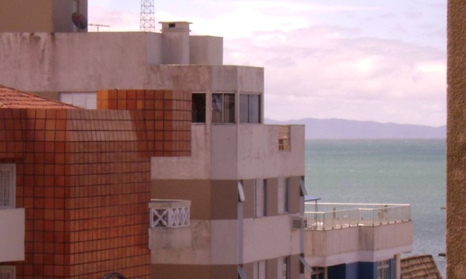 Canasvieiras Apartment | Prime Location: Top Floor Retreat Just Steps from the Beach