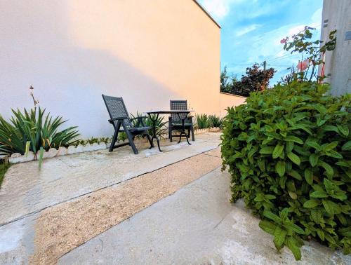 Conflans-Sainte-Honorine Apartment | Pet and Child Friendly Stay at Conflans fin d'Oise bis