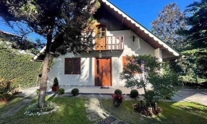 Nova Friburgo Ski Chalet | Cozy Chalet near the Center with 9.8 Guest Rating
