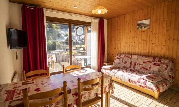 Chatel Apartment | Cozy Châtel Apartment for 4 with Pet-Friendly Amenities
