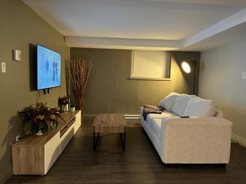 Maizerets Apartment | Confort, style et proximité