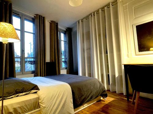 Dreux Apartment | Cozy 2-Room Retreat in the Heart of Dreux