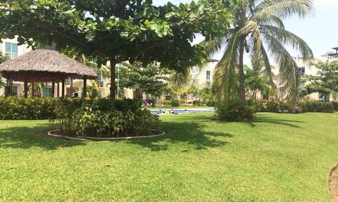 Puente del Mar Apartment | Cozy Apartment in Acapulco Diamante with Pool & Spa