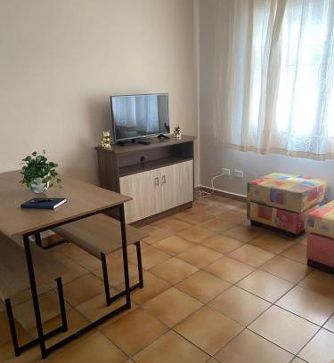 Vila Julia Apartment | Confortavel Apartamento na Enseada - Guaruja