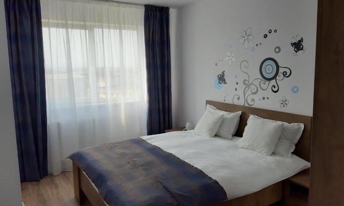 Baia Mare Apartment | Top-Rated ConfortMax: Family-Friendly & Accessible Stay