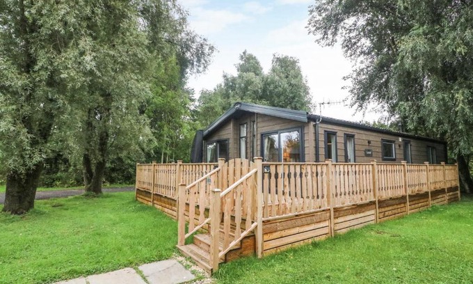 South Lakeland Leisure Village House | Pet-Friendly Retreat at Coniston View 9 - Rated 10/10