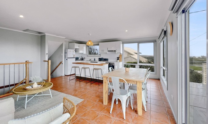 Kilcunda House | Experience Nature with Oceanfront Views and Top Amenities