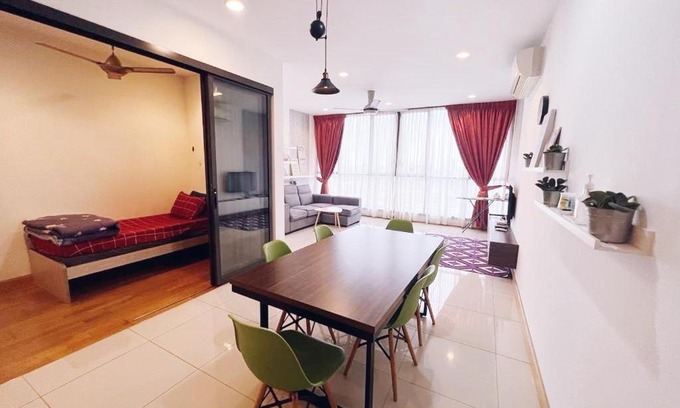 Bangsar South Apartment | Family-Friendly 4-Star Retreat Above KLGATEWAY MALL